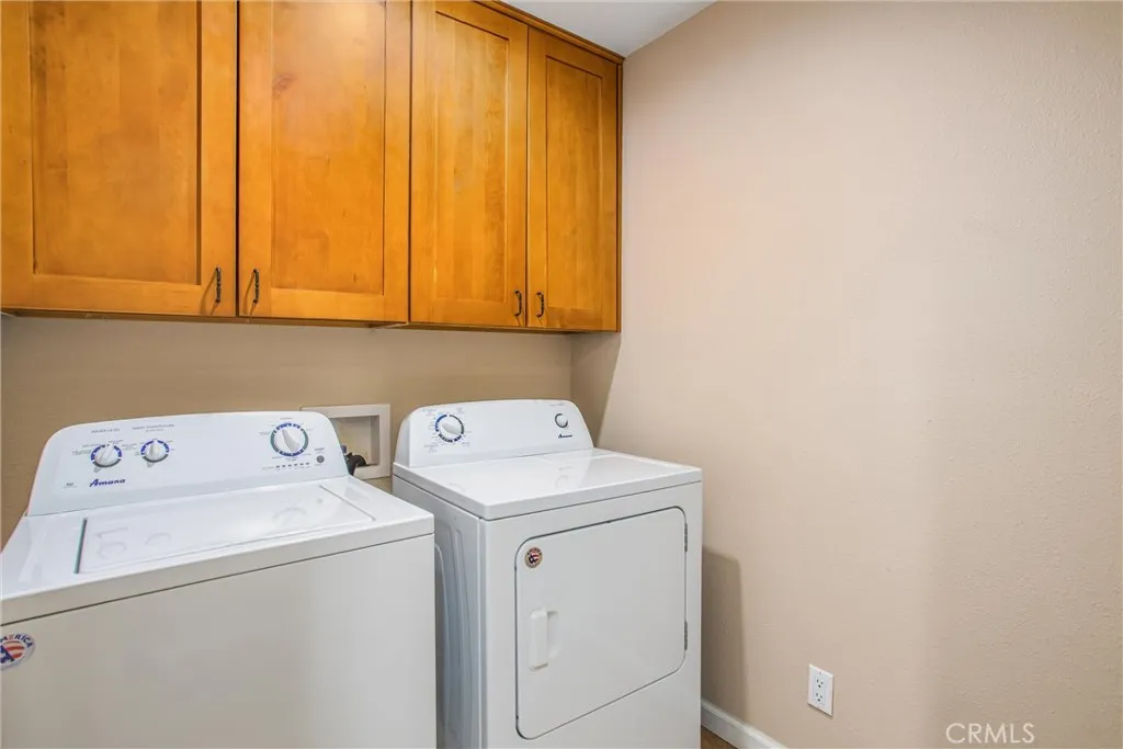 533 Sunset Lane, Sugarloaf, California 92386 home-pic-15