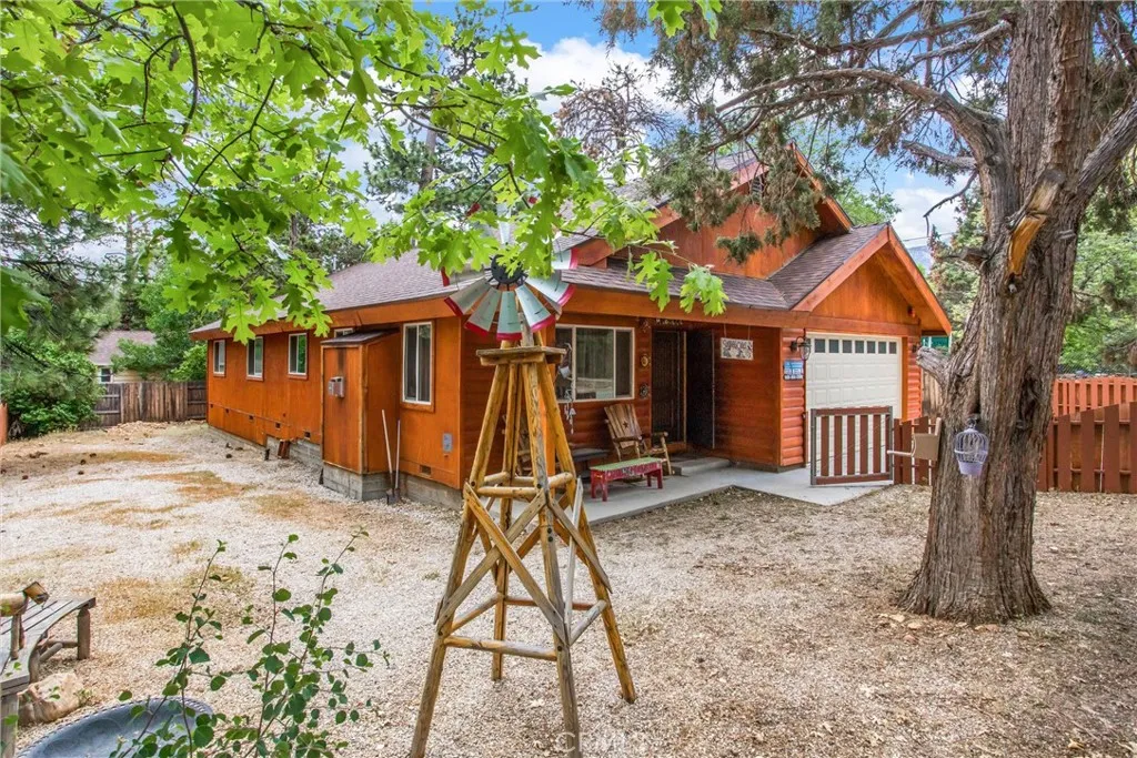 533 Sunset Lane, Sugarloaf, California 92386 home-pic-4