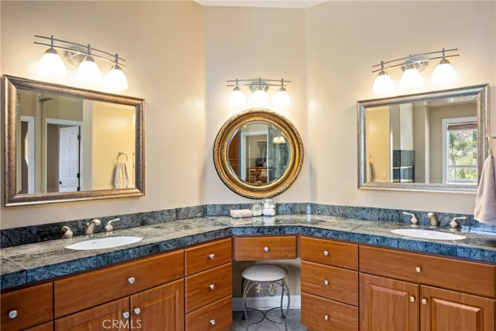 1791 Tierra Libertia Road, Escondido, California 92026