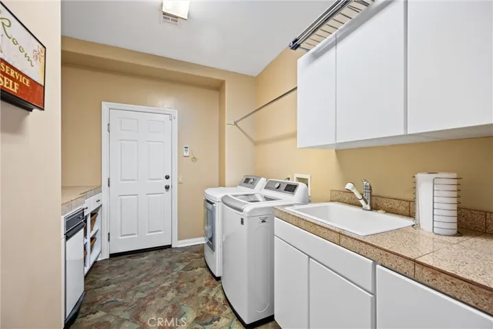 1791 Tierra Libertia Road, Escondido, California 92026