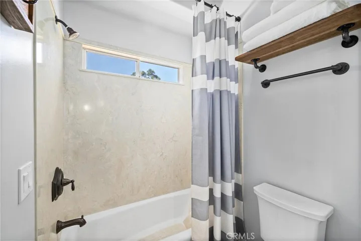 1791 Tierra Libertia Road, Escondido, California 92026