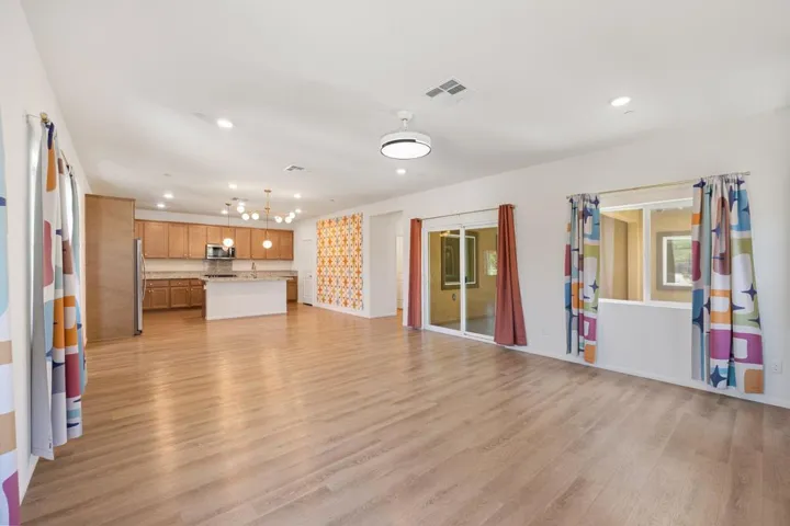 19-web-or-mls-8M4A3646