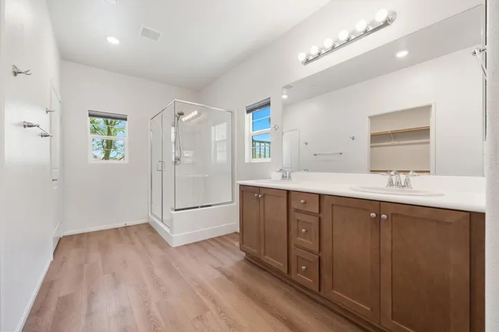 28-web-or-mls-8M4A3700