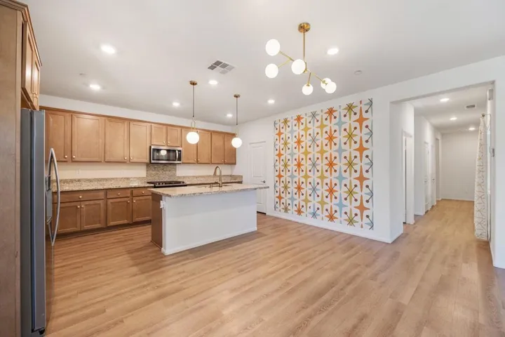 12-web-or-mls-8M4A3608