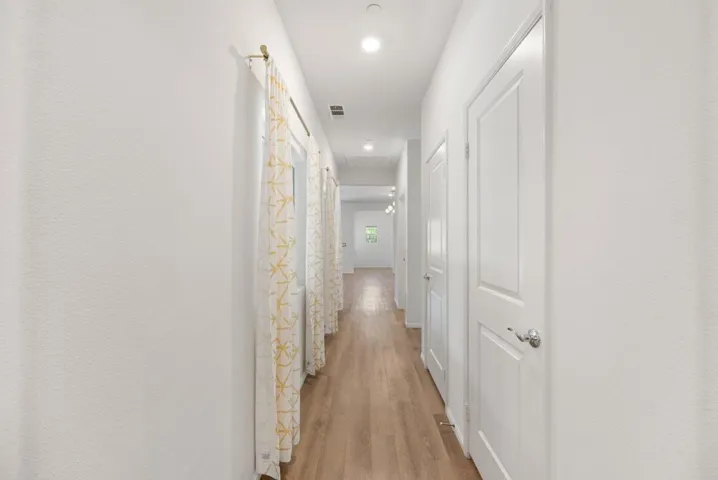 24-web-or-mls-8M4A3674