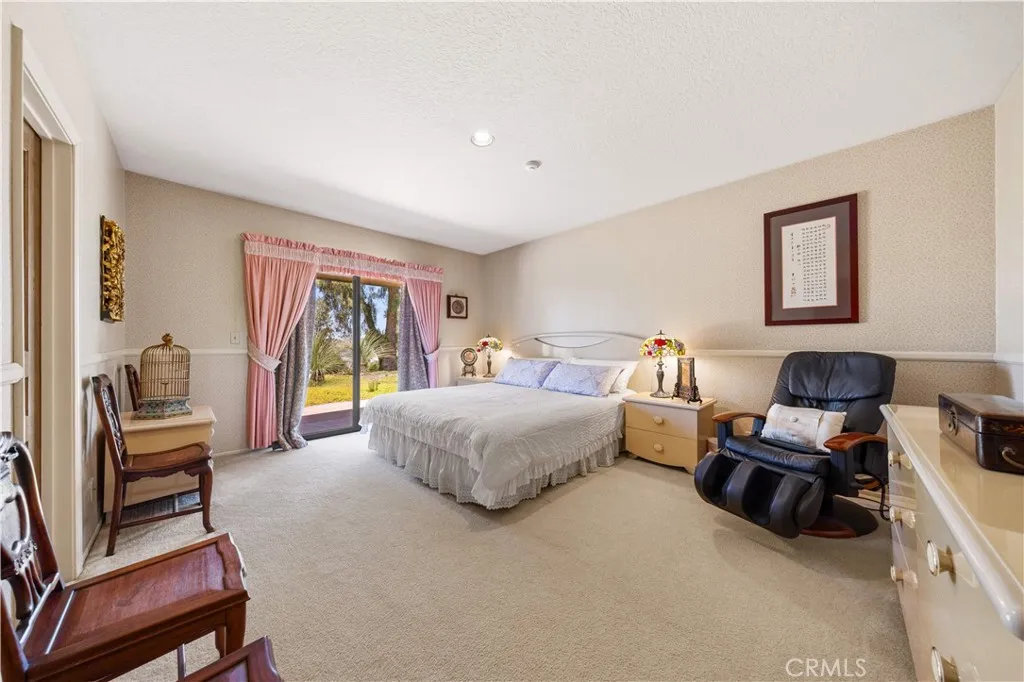 2360 Oakleaf Canyon Road, Walnut, California 91789 home-pic-32