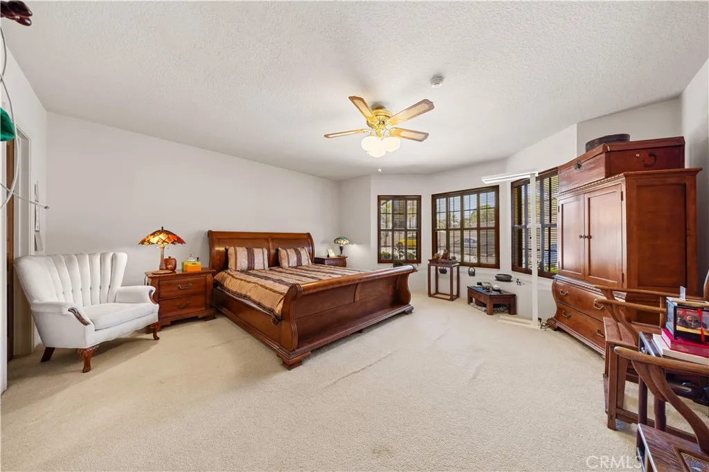 2360 Oakleaf Canyon Road, Walnut, California 91789 home-pic-33