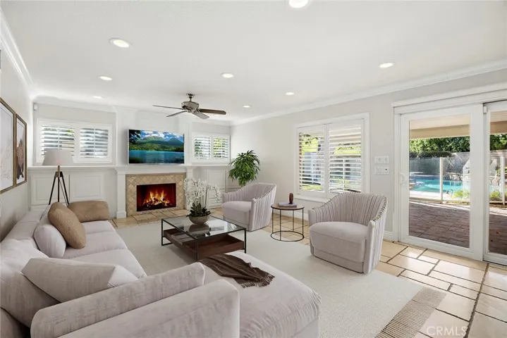 21105 Spring Oak, Yorba Linda, California 92886