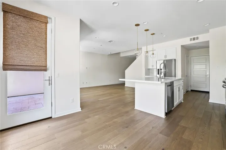 216 Finch, Lake Forest, California 92630