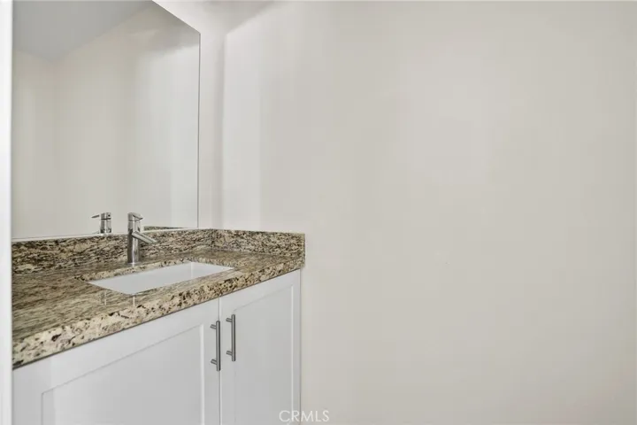 216 Finch, Lake Forest, California 92630