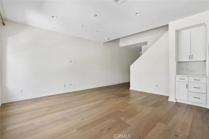 216 Finch, Lake Forest, California 92630