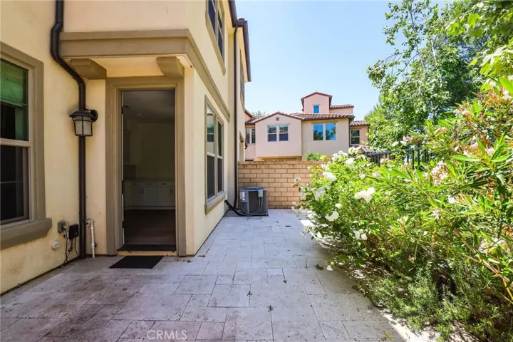 216 Finch, Lake Forest, California 92630