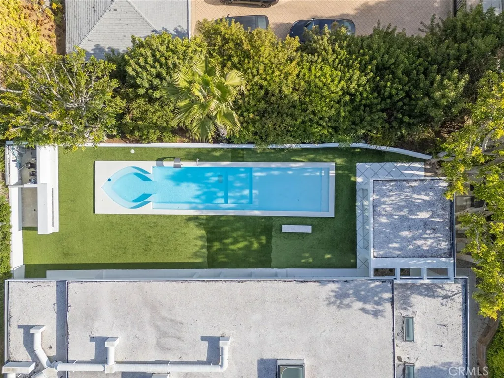 1046 N Hillcrest Road, Beverly Hills, California 90210 home-pic-71