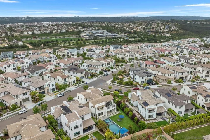 6190 Sagebrush Bend Way, San Diego, California 92130