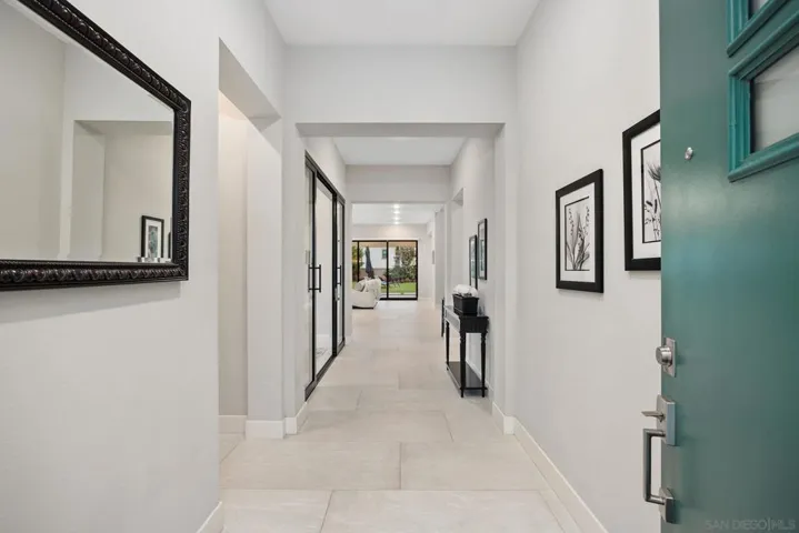 6190 Sagebrush Bend Way, San Diego, California 92130