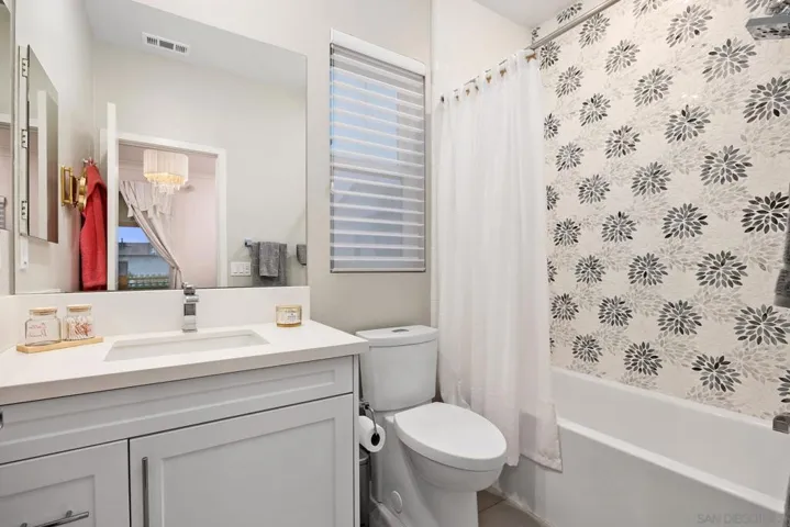 6190 Sagebrush Bend Way, San Diego, California 92130
