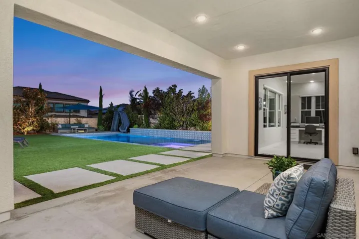 6190 Sagebrush Bend Way, San Diego, California 92130