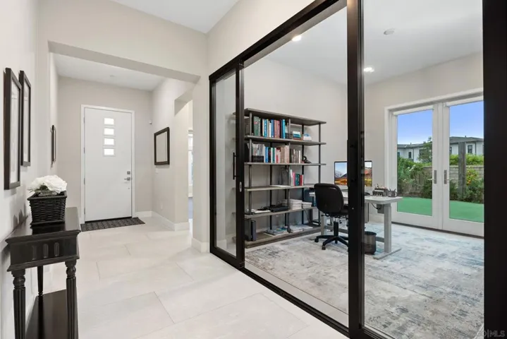 6190 Sagebrush Bend Way, San Diego, California 92130