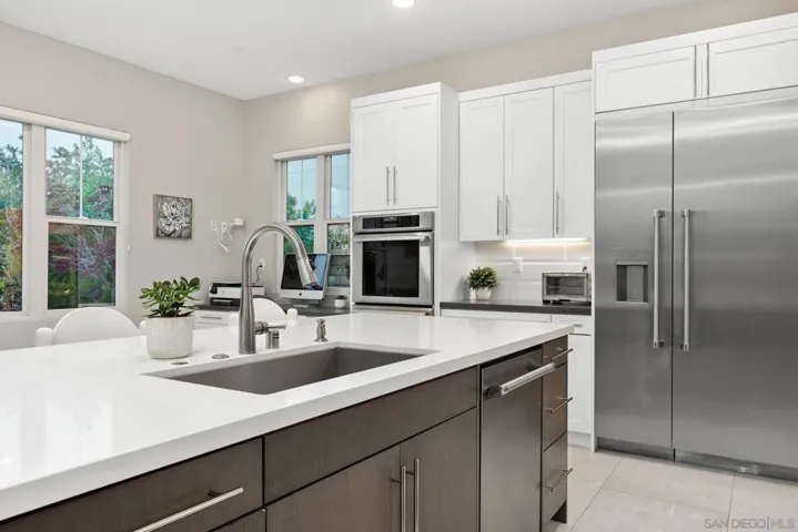 6190 Sagebrush Bend Way, San Diego, California 92130