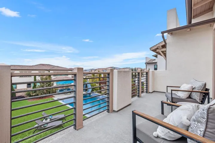 6190 Sagebrush Bend Way, San Diego, California 92130