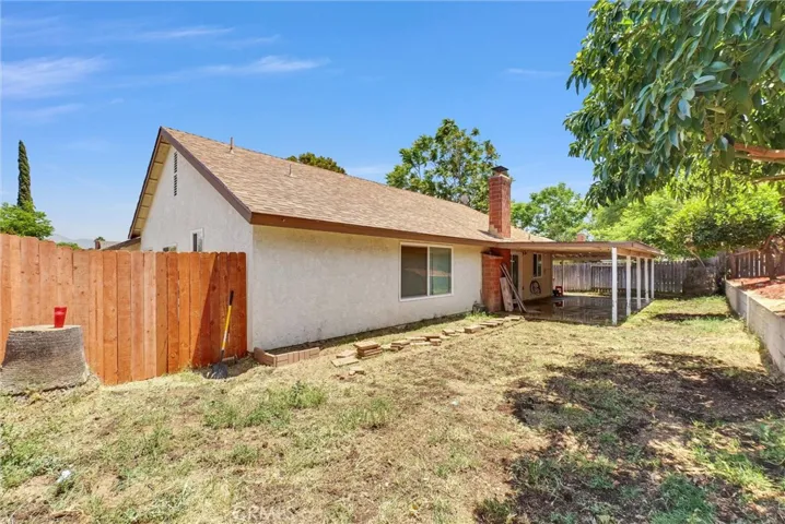 1264 N Mulberry Avenue, Rialto, California 92376