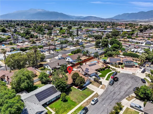 1264 N Mulberry Avenue, Rialto, California 92376
