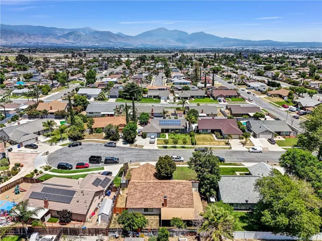 1264 N Mulberry Avenue, Rialto, California 92376