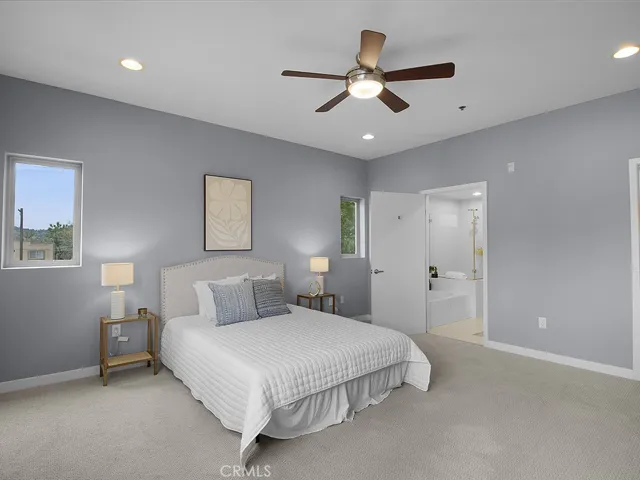 5016 Bakman Avenue 304, North Hollywood, California 91601