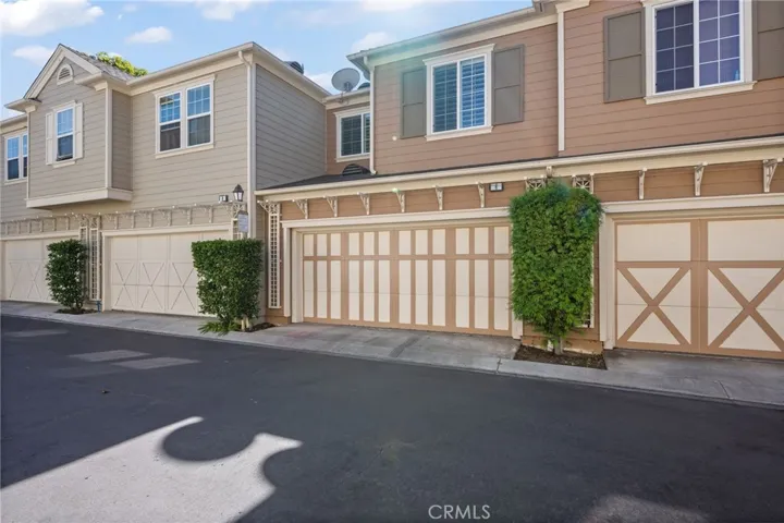 6 Lynde Street, Ladera Ranch, California 92694