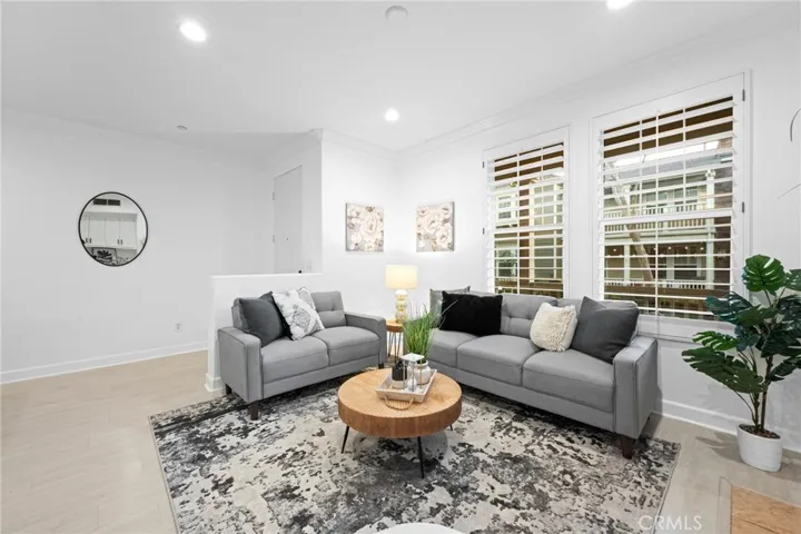 6 Lynde Street, Ladera Ranch, California 92694