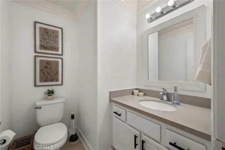6 Lynde Street, Ladera Ranch, California 92694