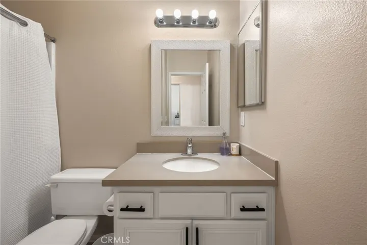 6 Lynde Street, Ladera Ranch, California 92694