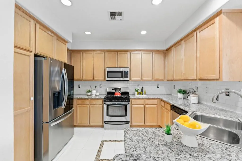 789 Parc Lane, Milpitas, California 95035 home-pic-7
