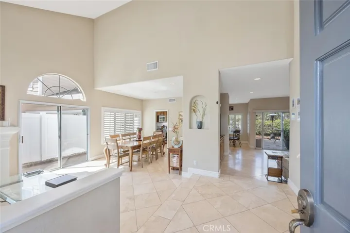 688 Trousdale Street, Oak Park, California 91377