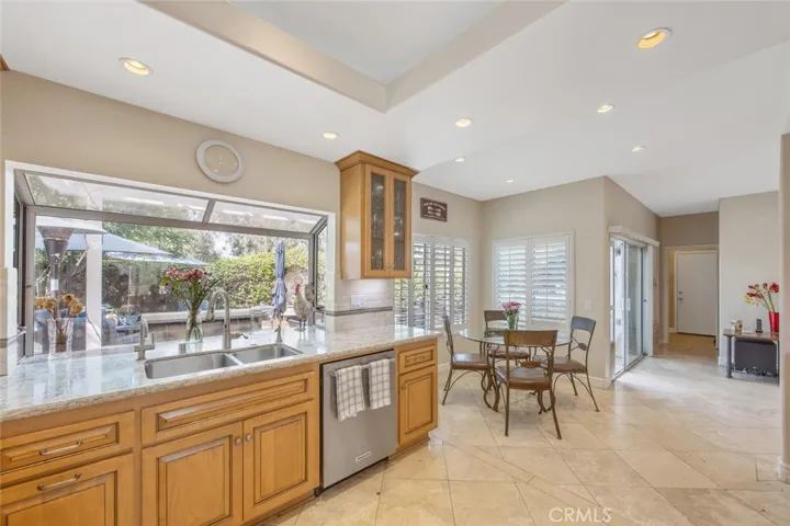 688 Trousdale Street, Oak Park, California 91377