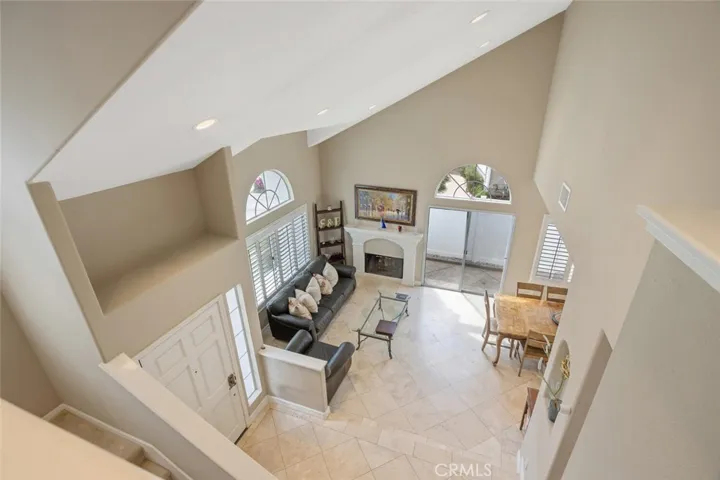 688 Trousdale Street, Oak Park, California 91377