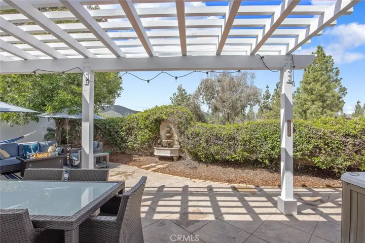 688 Trousdale Street, Oak Park, California 91377