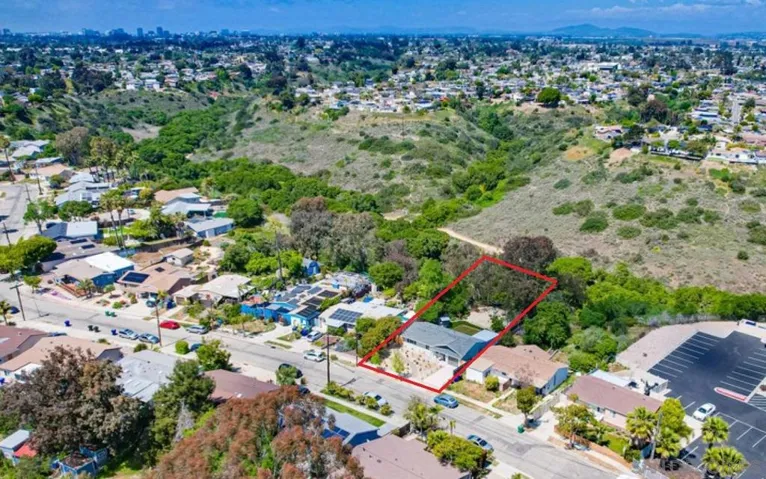 3987 Dalles Ave, San Diego, California 92117