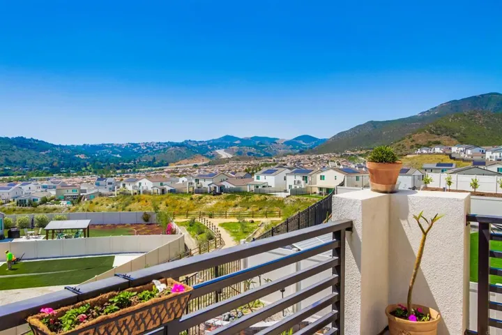 35140 Bergamot, Fallbrook, California 92028