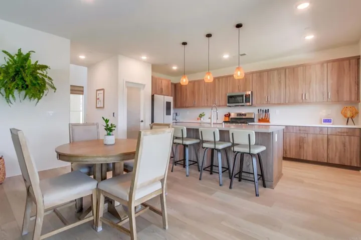 35140 Bergamot, Fallbrook, California 92028
