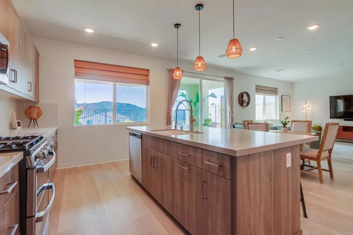 35140 Bergamot, Fallbrook, California 92028