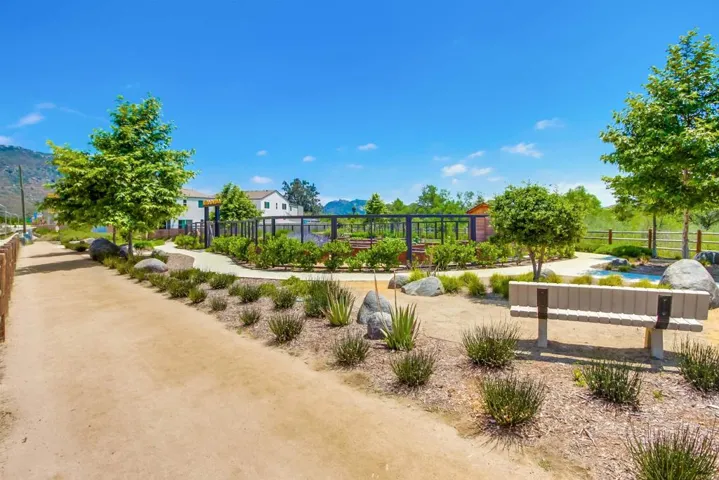 35140 Bergamot, Fallbrook, California 92028