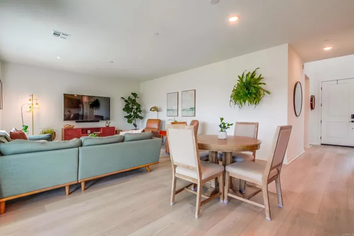 35140 Bergamot, Fallbrook, California 92028