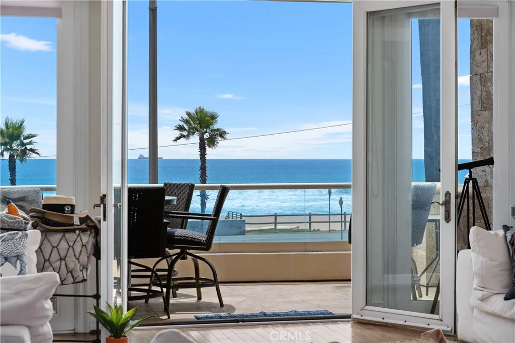 2118 Pacific Coast, Huntington Beach, California 92648 home-pic-23