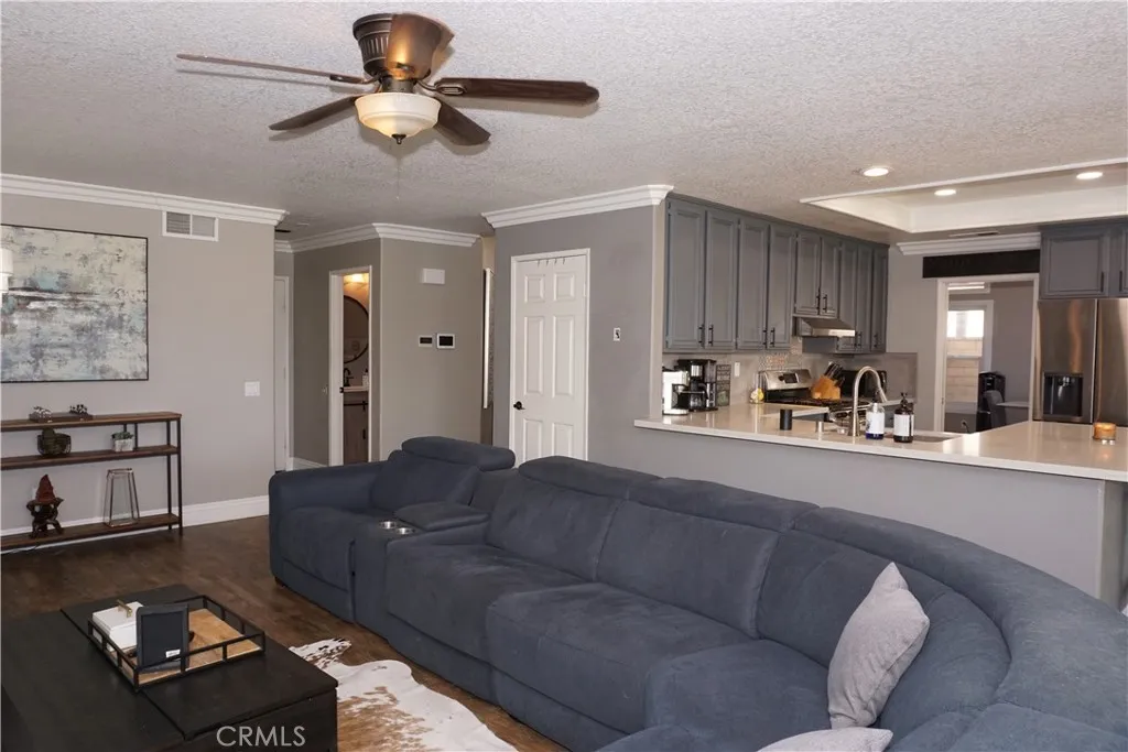 2622 Presidio Lane, Corona, California 92879 home-pic-19