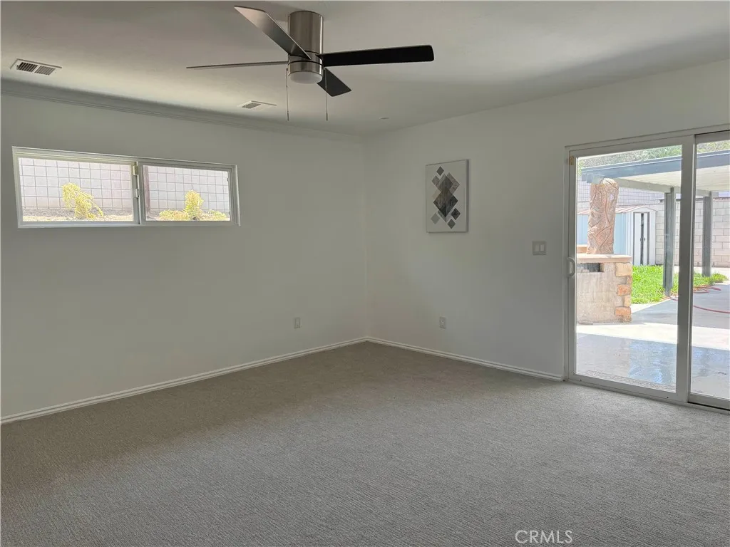 10328 Shoshone Avenue, Riverside, California 92503 home-pic-12