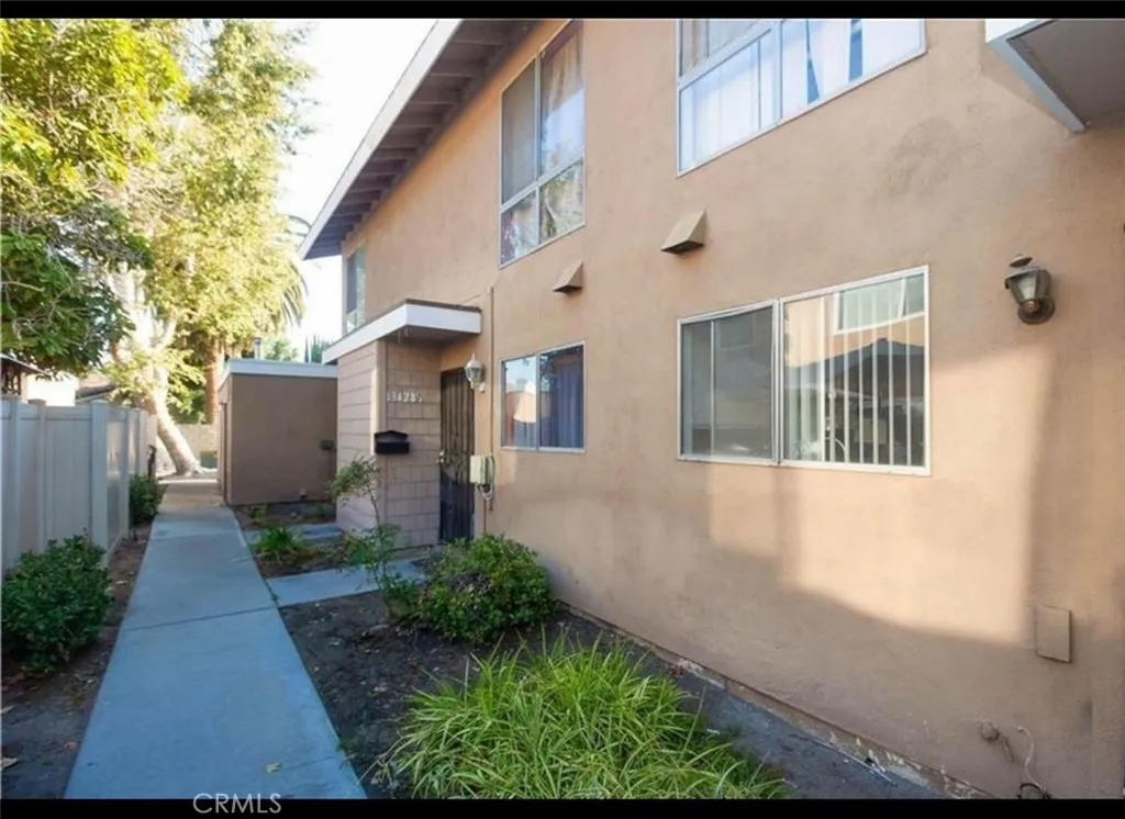 13428 1/2 Village Drive 1/2, Cerritos, California 90703 home-pic-0