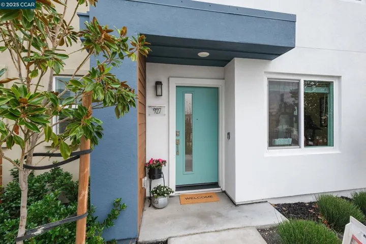 927 Sienna Loop, San Leandro, California 94579