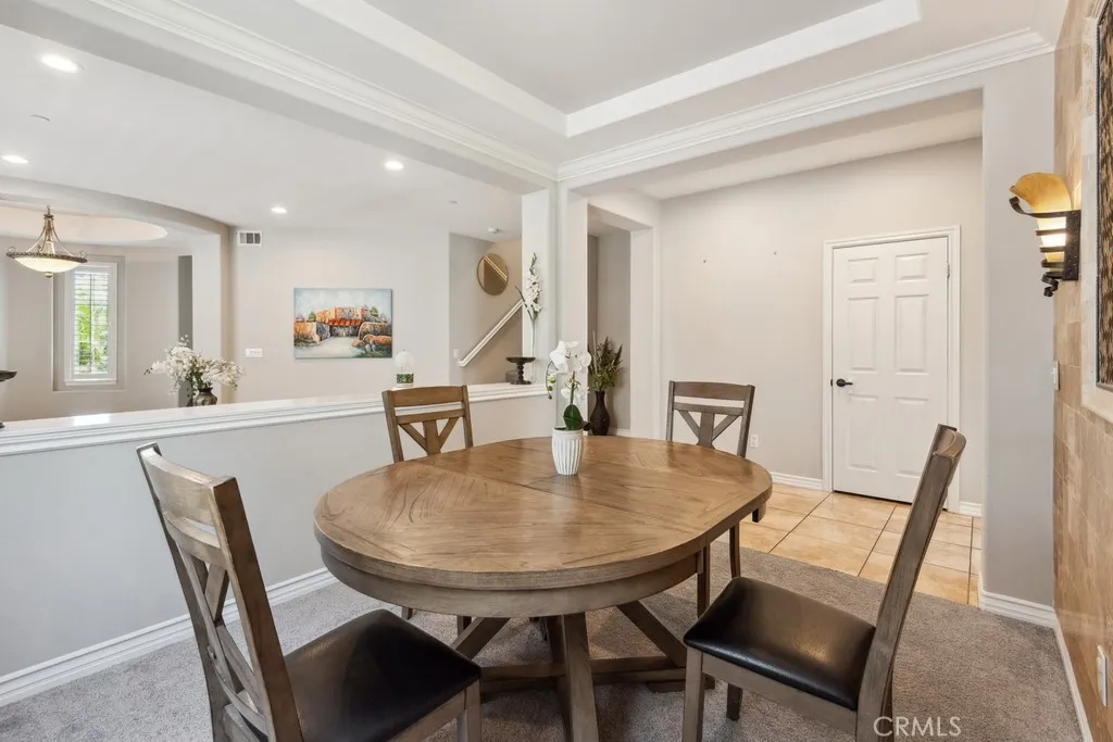 5460 Turin Way, Fontana, California 92336 home-pic-5