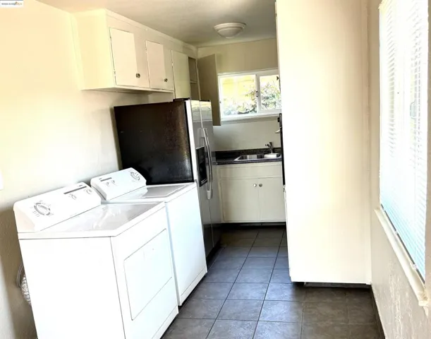 10100 Walnut, Oakland, California 94603